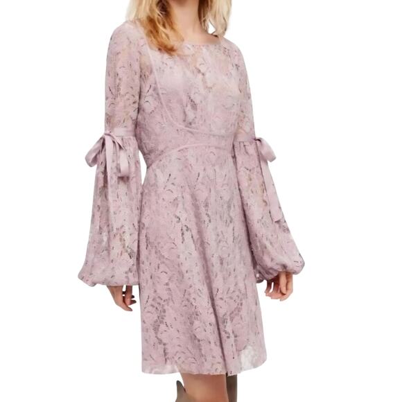 Free People Ruby Crochet Lace Mini Dress Mauve Size S * Dress ONLY - No Slip! - Picture 1 of 13